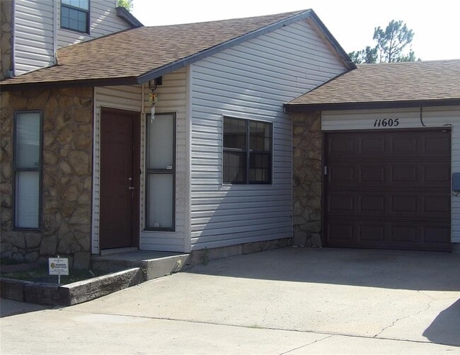 11605 Stagecoach Trail