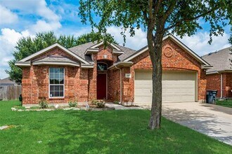 2509 Persimmon Dr in Little Elm, TX - Building Photo - Building Photo