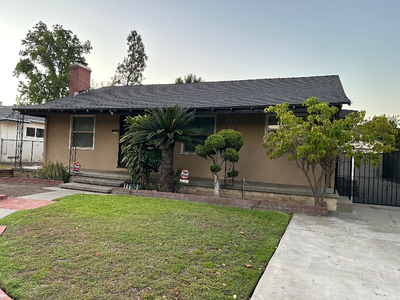 85 W Lemon Ave in Arcadia, CA - Foto de edificio