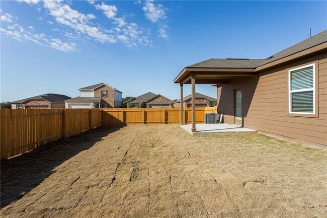241 Mount Vernon Way in Liberty Hill, TX - Building Photo - Building Photo
