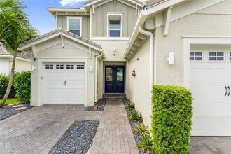 15938 Rain Lilly Way in Westlake, FL - Foto de edificio - Building Photo