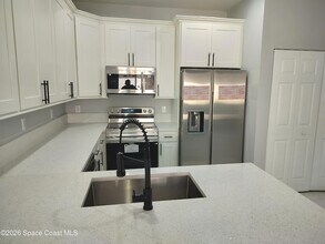 826 Middleton Dr SW, Unit A0967 in Vero Beach, FL - Foto de edificio - Building Photo