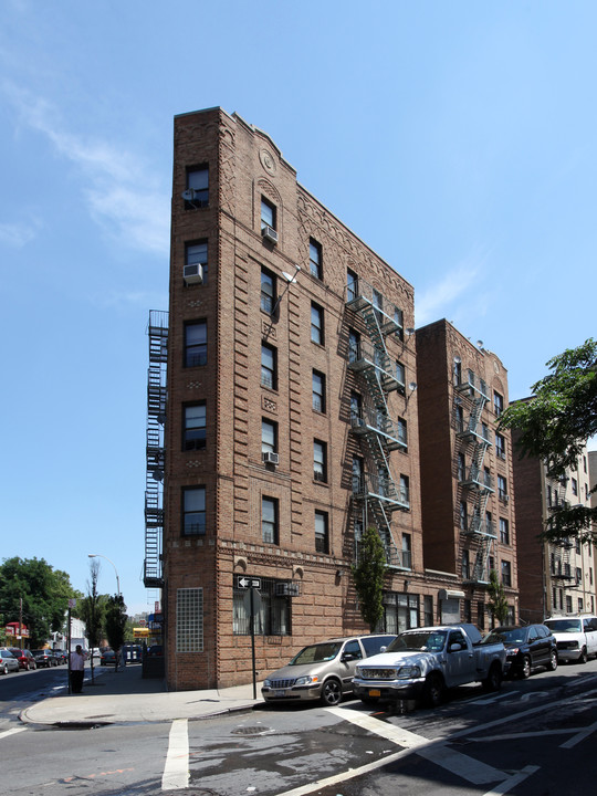 1484 Inwood Ave in Bronx, NY - Building Photo