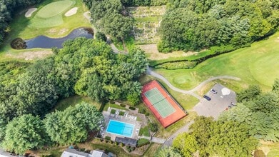 43 Great Meadow Ln in Farmington, CT - Foto de edificio - Building Photo
