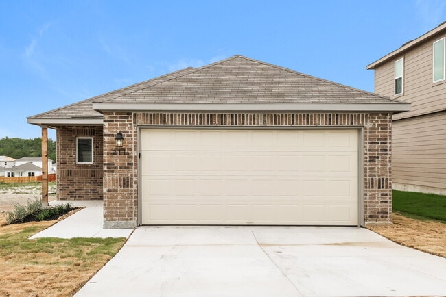 property at 211 TX-211