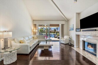 142 Lakeshore Dr in Rancho Mirage, CA - Building Photo - Building Photo