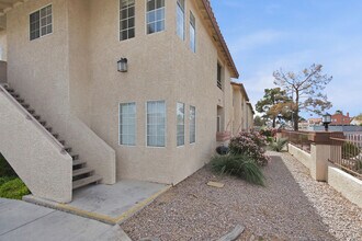 6500 W Lake Mead Blvd in Las Vegas, NV - Building Photo - Building Photo