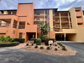 4015 SE 20th Pl in Cape Coral, FL - Building Photo