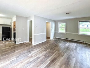 9307 Shiloh Dr in Richmond, VA - Foto de edificio - Building Photo