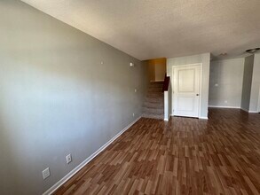 4844 NE Milligan Ln in Ankeny, IA - Foto de edificio - Building Photo