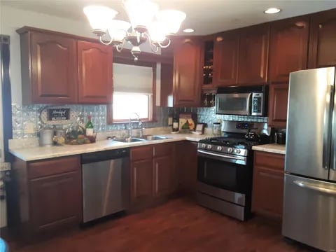 property at 322 Chestnut St