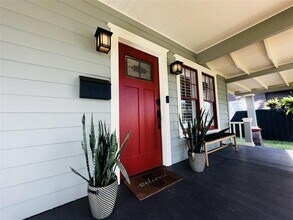 655 Park Lake St in Orlando, FL - Building Photo - Building Photo