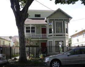 1274 Alcatraz Ave in Berkeley, CA - Building Photo - Building Photo