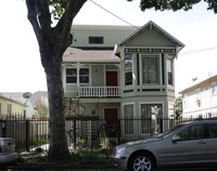 1274 Alcatraz Ave in Berkeley, CA - Foto de edificio - Building Photo