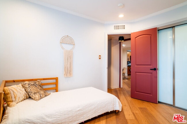 1144 10th St in Santa Monica, CA - Building Photo - Building Photo