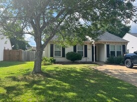 1056 Culmer Dr in Virginia Beach, VA - Building Photo