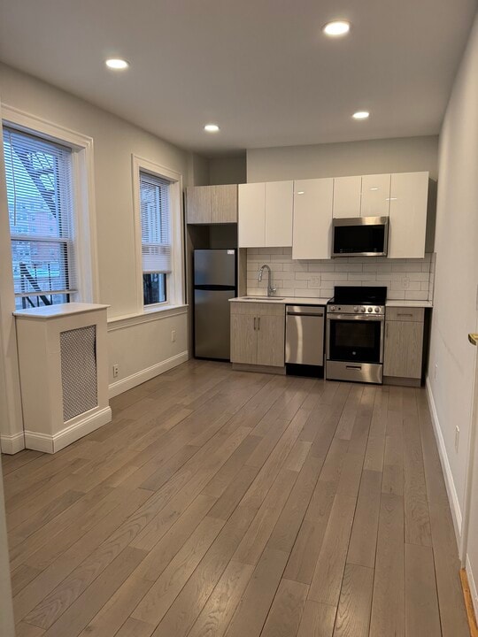 90 Peterborough St, Unit 8 in Boston, MA - Foto de edificio