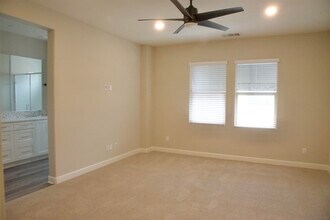 1574 Fortaleza Way in Vista, CA - Building Photo - Building Photo