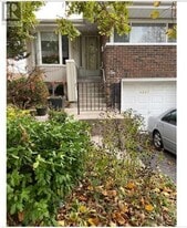 4091 Taffey Crescent in Mississauga, ON - Building Photo