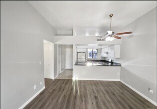 1065 W 1st St in Tempe, AZ - Building Photo - Building Photo