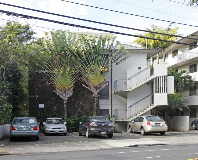 1567 Wilder Ave in Honolulu, HI - Building Photo - Building Photo