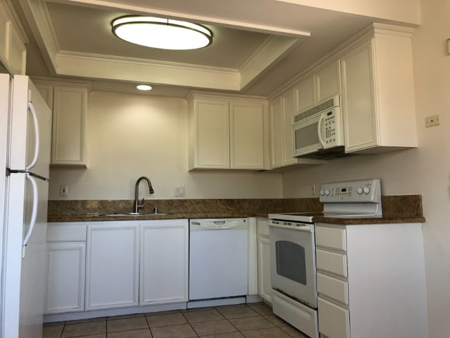 property at 1530 Border Ave