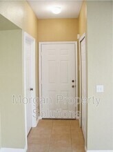 5156 City St in Orlando, FL - Foto de edificio - Building Photo