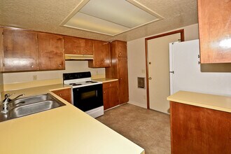 6710 Douglas St in Boise, ID - Building Photo - Building Photo