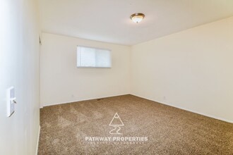 3183-3183 S Harlingen Cir in West Valley City, UT - Building Photo - Building Photo