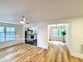4422 Edelweiss St in Chattanooga, TN - Foto de edificio - Building Photo