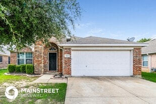 623 Soledad St in Arlington, TX - Building Photo