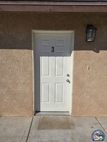 942 E St in Brawley, CA - Building Photo