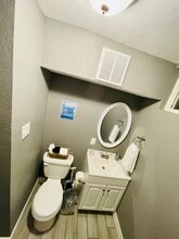 6980 Ruth Way, Unit Fully Furnished 2-Bedroom in Denver, CO - Foto de edificio - Building Photo