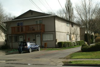 Housing Hope Woods Creek in Monroe, WA - Building Photo - Building Photo