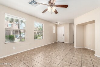 3466 E Milky Way in Gilbert, AZ - Building Photo - Building Photo