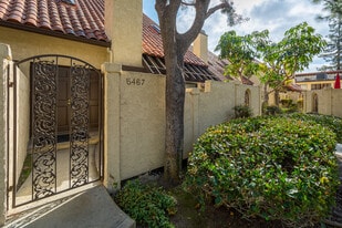 5467 E Centralia St in Long Beach, CA - Building Photo
