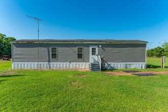 2295 Bermuda Ln in Ponce De Leon, FL - Building Photo - Building Photo