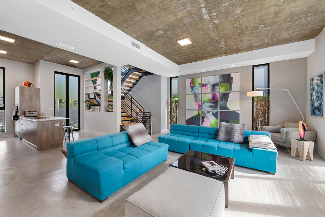 Taho Flagler Townhomes in Fort Lauderdale, FL - Foto de edificio