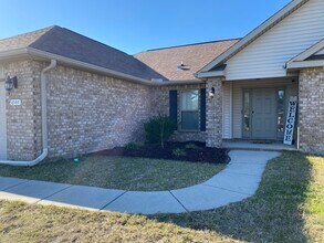 8544 Holley Hills Cir in Navarre, FL - Building Photo - Building Photo
