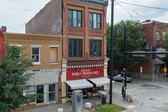 5147 Penn Ave in Pittsburgh, PA - Building Photo - Building Photo