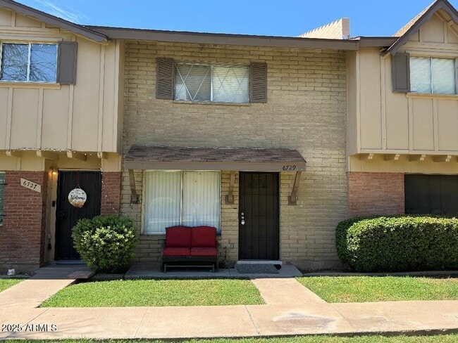 property at 6729 N 44th Ave