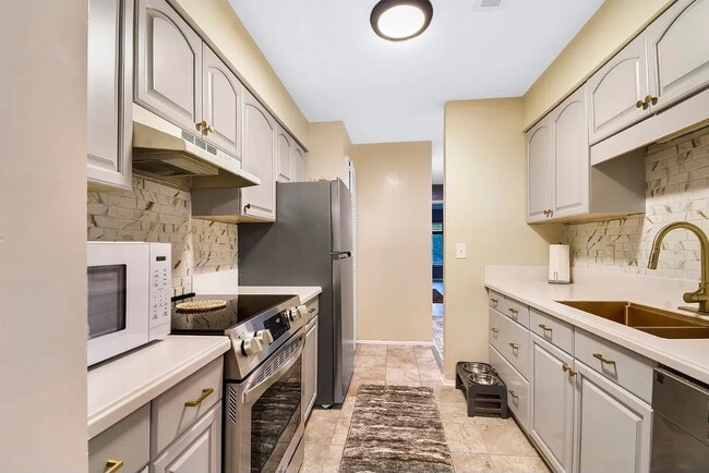 101 Vista Lagoon Ct, Unit Vista Lagoon in Ponte Vedra Beach, FL - Foto de edificio - Building Photo