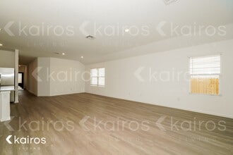 13510 Flume Rdg in San Antonio, TX - Foto de edificio - Building Photo