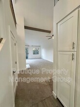 34 Dianthus in Rancho Santa Margarita, CA - Foto de edificio - Building Photo