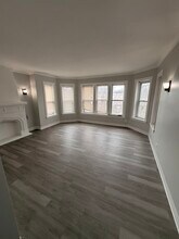 8434 S Drexel Ave, Unit 8434 s Drexel apt3 in Chicago, IL - Building Photo - Building Photo