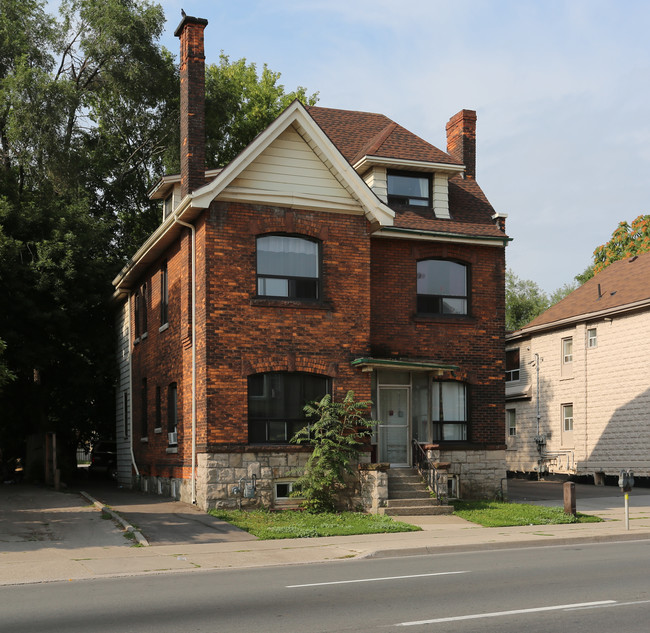 608 King St E in Hamilton, ON - Building Photo - Primary Photo