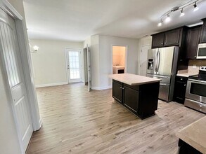 255 Merin Height Rd in Jacksonville, NC - Building Photo - Building Photo