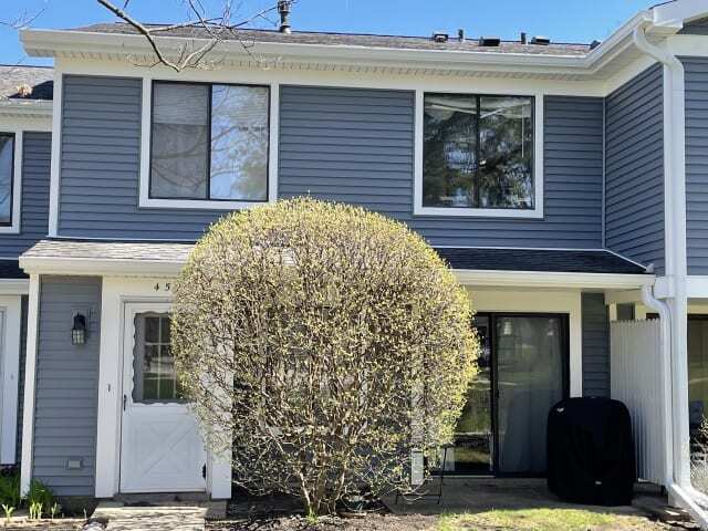 property at 452 Harrison Ct