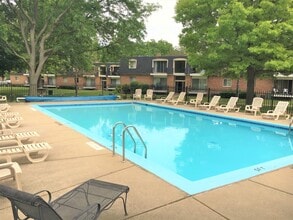 Greenway Park Apartments in Ann Arbor, MI - Foto de edificio - Building Photo