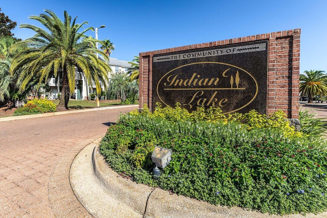 4100 Dancing Cloud Ct in Destin, FL - Building Photo